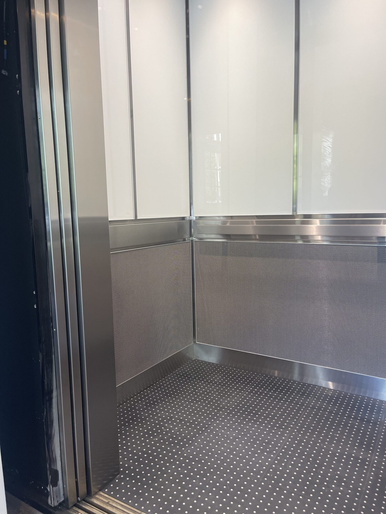 White Glass & Wire Mesh Elevator Cab — Denville, NJ — view 5